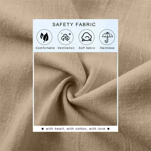 Vue détaillée du tissu en coton et lin respirant et doux pour les chemisiers d'été pour femmes.