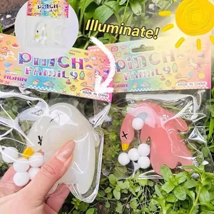 UV-sensitive color-changing duck squishy toy for stress relief and sensory play