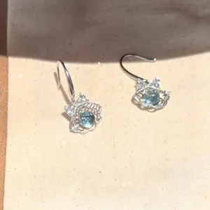 Schelp Zeeblauw Glazen Kraal Hangoorbellen met Zirkonia Accent Vakantiestijl Fris Zoet Sieraden voor Dames