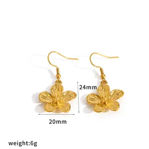 Gold flower dangle earrings with 24mm size detail and 6g weight specification