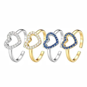 Verstelbare hartvormige ringen met witte en blauwe zirkoon in goud en zilver