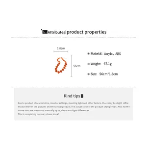 Spécifications détaillées du produit pour ce collier en perles acryliques avec dimensions