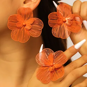 Oversized Hollow Flower Jewelry Set Electroplated Iron Double Layer Floral Stud Earrings And Open Ring For Women Trendy Accessory