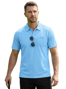 Polo bleu clair à manches courtes pour homme avec poche et tissu respirant de qualité