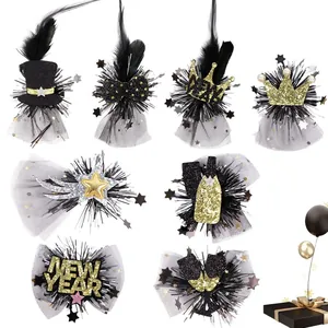 Barrettes pour animaux 2026 Nouvel An noir et or avec plumes et décor en résille