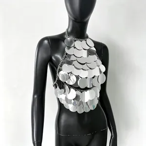 Top a fascia sexy con paillettes argento e dischi fatti a mano per festival.