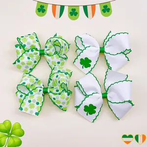 Set da quattro fiocchi per capelli trifoglio verde San Patrizio con bordi smerlati