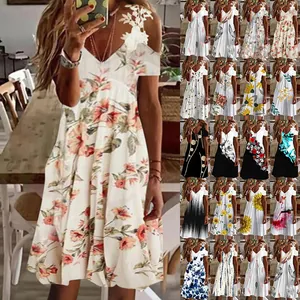 Vestido de verano con estampado floral, hombros descubiertos y encaje de mujer