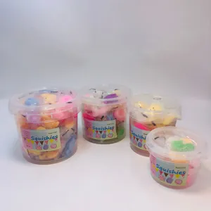 Sortiertes Mochi-Squishies-Tier-Set in verschiedenen Eimern als Geschenk für Kinderpartys