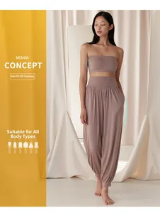 Breathable high-waist loose harem yoga pants and bandeau top for pilates and dance