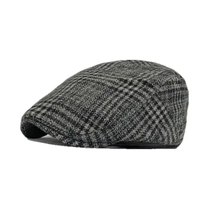 Vintage British style woolen houndstooth flat cap for men and women outdoor fashion