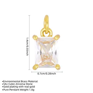 Vue détaillée d'un pendentif géométrique plaqué or 18k avec zircone cubique blanc