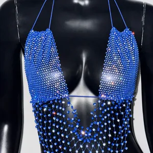 Top sexy con scollo all'americana in rete di strass blu per feste e festival musicali.