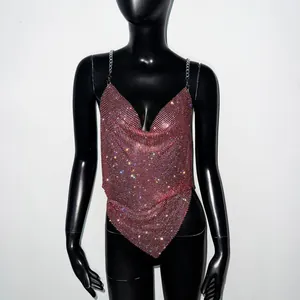 Débardeur sexy en mesh à strass roses avec chaîne, col en V profond et ourlet irrégulier