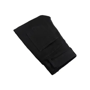 Jean en denim noir coupe ajustée pour homme avec stretch et tissu résistant