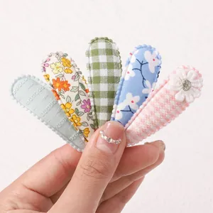 Set di 5 fermagli per capelli BB in tessuto a fiori e quadretti per bambine piccole