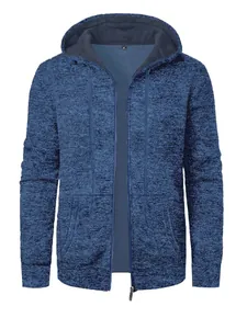 Vue détaillée d'un sweat à capuche bleu chiné pour homme avec une fermeture éclair