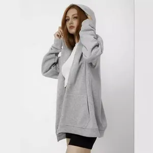 Felpa grigia con cappuccio e zip oversize da donna con calda fodera in pile morbido