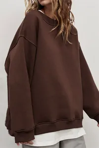 Felpa da donna marrone oversize girocollo con calda fodera in pile per l'autunno