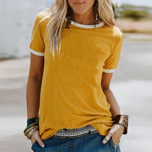 Vibrant gelbes Damen-Ringer-T-Shirt mit modischen weißen Kontrasträndern Details
