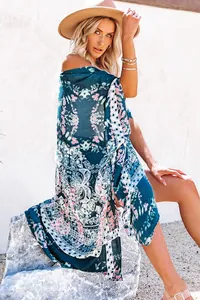 Vue détaillée d'un cache-maillot bohème imprimé transparent pour femme pour l'été