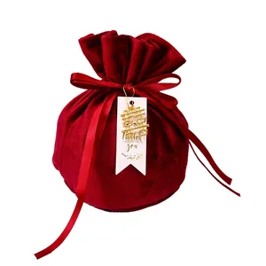 Elegant red velvet round wedding favor drawstring bag with gold double happiness charm