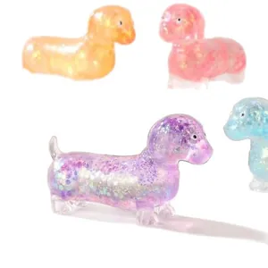 Glitzerndes Dackel-Anti-Stress-Quetschspielzeug in verschiedenen bunten Farben
