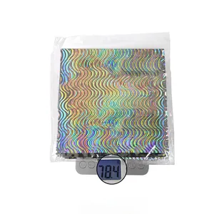 Holographische gewellte PET-Partytischdecke, Gewicht 78,4 g auf Waage