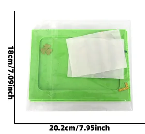 Dimensioni dettagliate del set cornice per foto in feltro verde fai-da-te San Patrizio