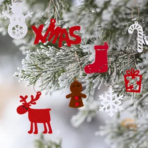 Kerst Vilt Ornamenten Set Niet-geweven Sneeuwpop Rendier Sneeuwvlok Peperkoekmannetje Hangende Decoratie Kerstboom Feest Decoratie