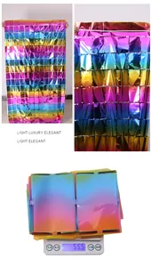 Tenda di pioggia iridescente a quadretti per feste, peso di circa 55,5g. Decorazione.