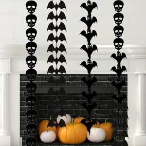 Halloween Hängedeko Set mit schwarzen Fledermaus-, Totenkopf- und Geist-Silhouetten