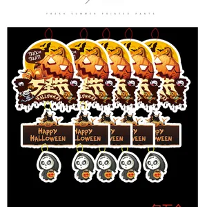 Set di decorazioni di carta da appendere per Halloween con zucca e fantasma