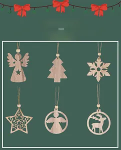 Colección de seis adornos navideños de madera calada con formas de árbol y ciervo