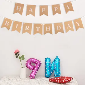 Striscione Happy Birthday in carta kraft a coda di rondine per feste
