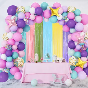 Bunter Makronen-Fransenvorhang und Ballonbogen-Set für Kindergeburtstagsfeier-Dekoration