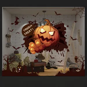 Detaillierte Ansicht eines Halloween-Kürbis-Fensteraufklebers mit Grusel-Elementen.