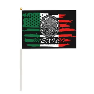 Vista dettagliata della bandiera messicana in poliestere 14x21 cm per l'indipendenza