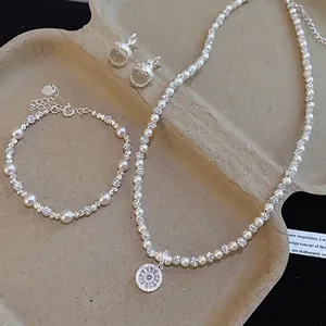 Set di Gioielli da Donna Francese Elegante Ciondolo in Zirconia Perle Artificiali Collana Braccialetto Orecchini Lusso Accessori