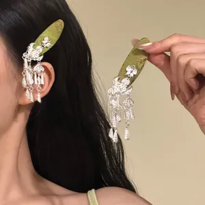 Chinese Style Vintage Iron Tassel Hair Clip With Bells Green Leaf Floral Swallow Pattern Elegant Snap Clip For Women Hair Jewelry