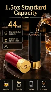 Detailansicht eines 44ml Shot-Glases im Schrotpatronen-Design für Tequila