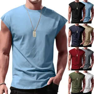 Dettaglio delle t-shirt da uomo senza maniche in vari colori a tinta unita estivi