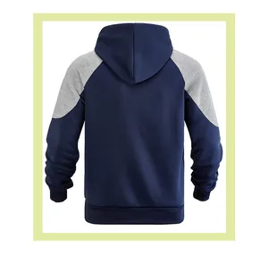 Detail der Rückansicht eines locker sitzenden Kapuzenpullovers in Navy und Grau für Herren