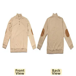 Vorder- und Rückseite eines khakifarbenen Jacquard-Strick-Henley-Shirts für Herren mit Patches