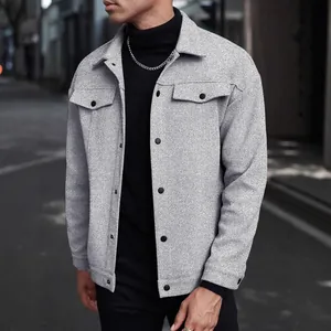 Premium graue Wolljacke für Herren mit Knöpfen für warme, lässige Business-Kleidung.