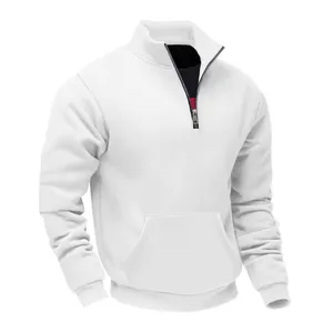 Detailansicht eines hochwertigen weißen Herren-Sweatshirts mit halbem Reißverschluss