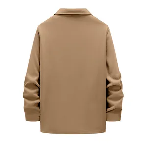 Vue arrière d'une veste de travail épaisse à revers pour homme en couleur kaki uni