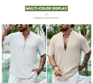 Présentation professionnelle de chemises Henley pour hommes en coton et lin blanc et beige
