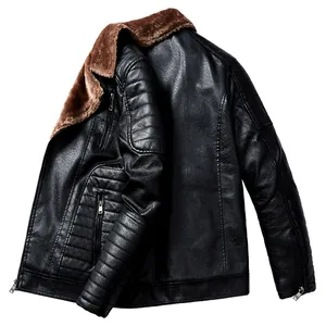 Detailansicht der Herren-PU-Lederjacke in Schwarz mit braunem Kunstfellfutter und Steppmuster