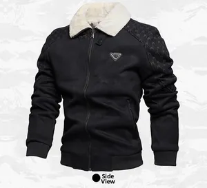 Vue latérale d'une veste élégante en daim pour homme avec un col en fourrure chaud